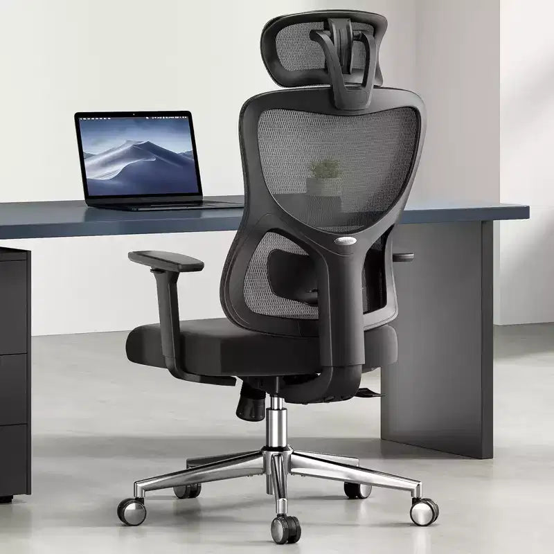 Fauteuil de bureau en maille bleu à dossier haut avec appui-tête et accoudoirs réglables, siège individuel