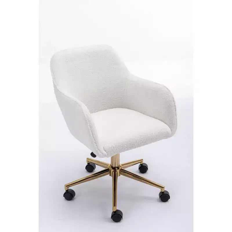 Fauteuil de bureau pivotant en tissu Teddy blanc avec piètement en métal doré, 1 personne, hauteur réglable