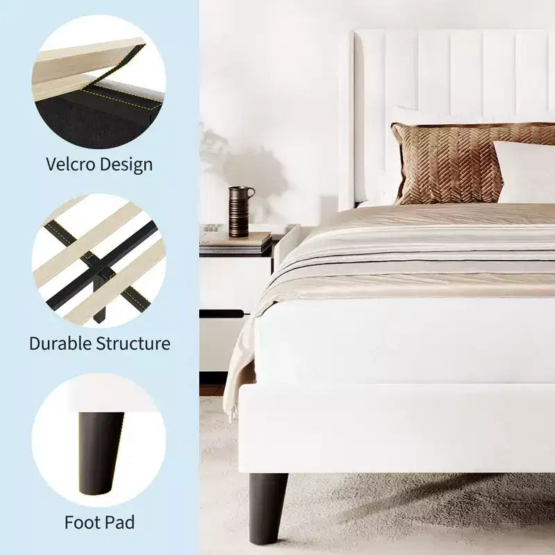 Cadre de lit plateforme en velours beige avec têtes d'ailes, capitonnage vertical, Double/Grand.