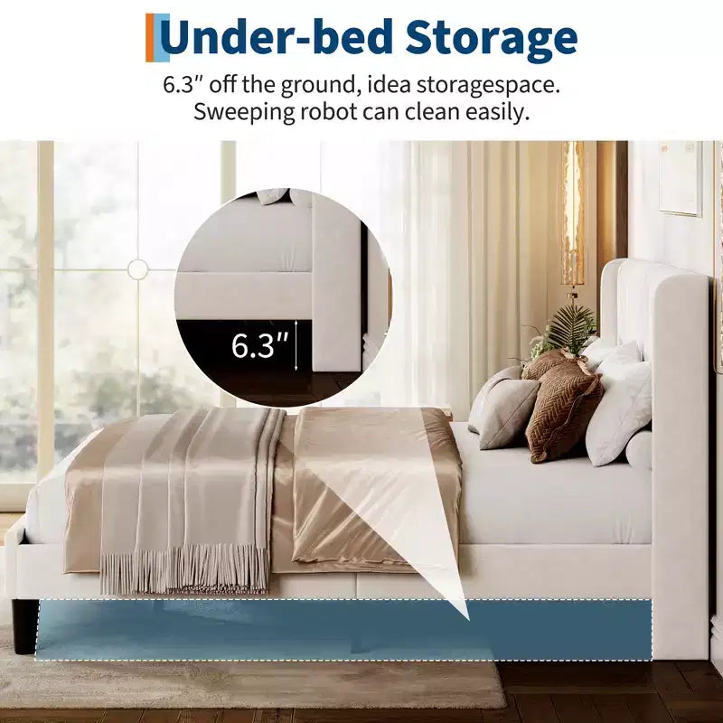 Cadre de lit plateforme en velours beige avec têtes d'ailes, capitonnage vertical, Double/Grand.